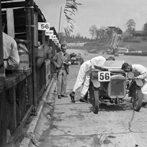 J Reeves and HHB Beacons Austin Ulster at the JCC Double Twelve race, Brooklands, 8 / 9 May 1931