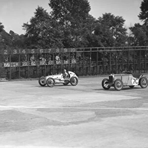 Kay Petres Austin OHC 744 cc, LCC Relay GP, Brooklands, 26 July 1937. Artist: Bill Brunell