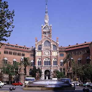 Main entrance of the Hospital de Sant Pau, building by the modernist architect Lluis