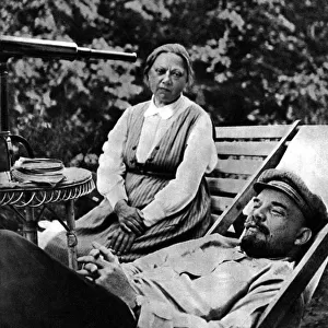 Russian Bolshevik leader Vladimir Lenin and Nadezhda Krupskaya, Gorki, USSR, 1922