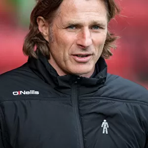 Gareth Ainsworth Faces Off: Wycombe Wanderers vs Walsall, 27/10/18