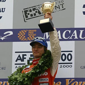 2002 Asain Formula 2000. Taku Bamba, Ghiasport Racing, 2nd. Circuit de Guia, Macau. 15-17th November 2002. World Copyright: Spinney / LAT Photographic. Ref. : 11mb Digital Image Only