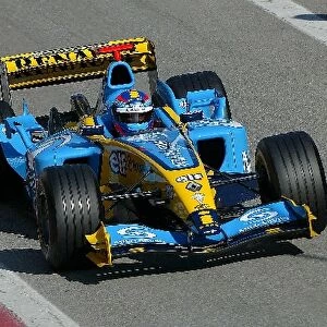 Formula One Testing: Franck Montagny Renault F1 test driver