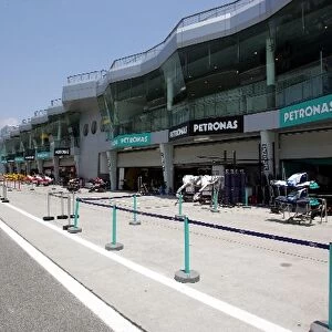 Formula One World Championship: The Sauber pit