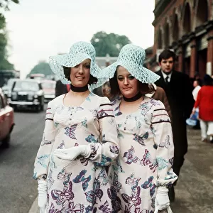 1971 Clothing Ascot Fashion Hats and Dresses Miss Fay Barlow 24