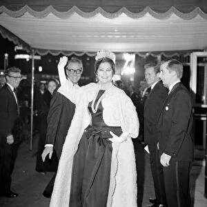 Ava Gardner at the Premiere of The Prime of Miss Jean Brodie Waving towards