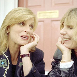 Linda McCartney, wife of fomer Beatle Paul McCartney, has a chat with her friend Carla