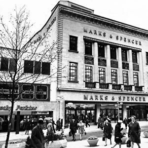 Marks & Spencer, High Street, Birmingham. 22nd February 1983