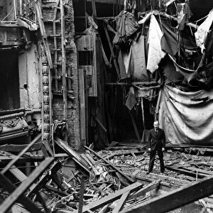 World War Two Air Raids, Birmingham, Bomb damage at the Empire Theatre. Circa 1940