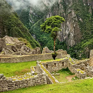 Peru, Machu Picchu, overview of ruins