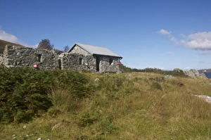 Moor Land Prints: Bothy at coast, An Cladach Bothy, Islay Sound, Islay, Inner Hebrides, Scotland, september