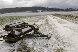Chilterns Prints: Cambridge Rollers in snow covered arable field