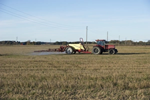 Dangerous Prints: Case International 7140 tractor with sprayer