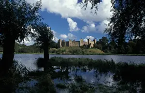 Conservation Reserves - Framlingham Castle and Mere - Suffolk Wildlife Trust