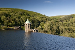 Supply Prints: Dam overflow and pumping house on reservoir