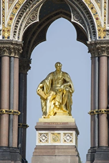 Golden Prints: Gilded memorial statue of Prince Albert