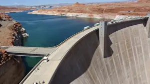 Reservoirs Prints: Hydroelectricity and river flow regulation dam with reservoir