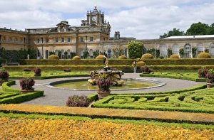 Mansion Prints: Italianate gardens with fountain and country house
