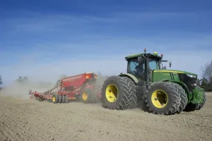 Cultivate Prints: John Deere 7280R tractor with Vaderstad Rapid A 600C seed drill