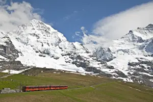 Peak Prints: Jungfraubahn train leaving Kleine Scheidegg towards Jungfraujoch