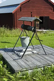 Supply Prints: Old Halsinge farmhouse well, cultural heritage museum