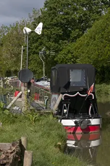 Supply Prints: Small wind turbine on narrowboat