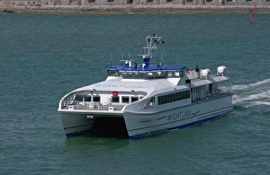 Transports Prints: Wightlink ferry at sea, Portsmouth Harbour, Portsmouth, Hampshire, England, april